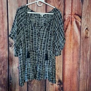 Maurices top